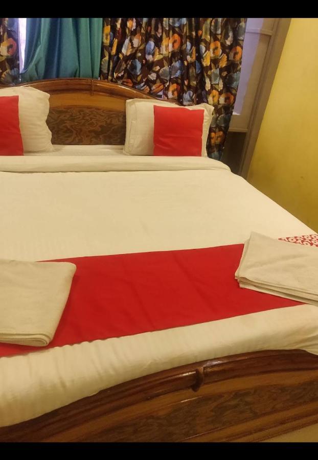 Hotel Swaraj Logde 潘韦尔 外观 照片